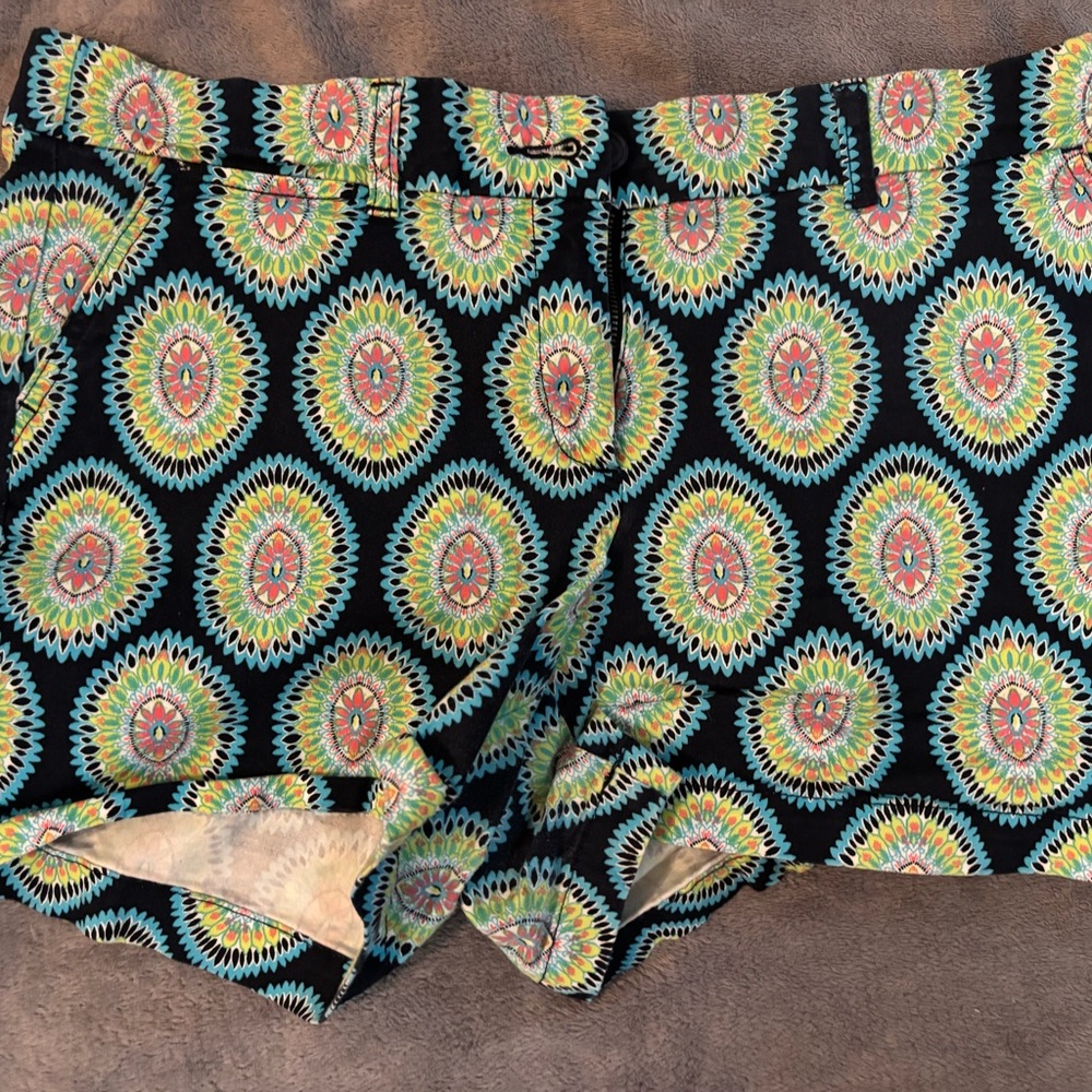 Crown & Ivy Black Patterned High Waist Shorts